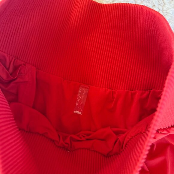 FREE PEOPLE MOVEMENT Carpe Diem Shorts in Red Size Small / Medium - Picture 5 of 6